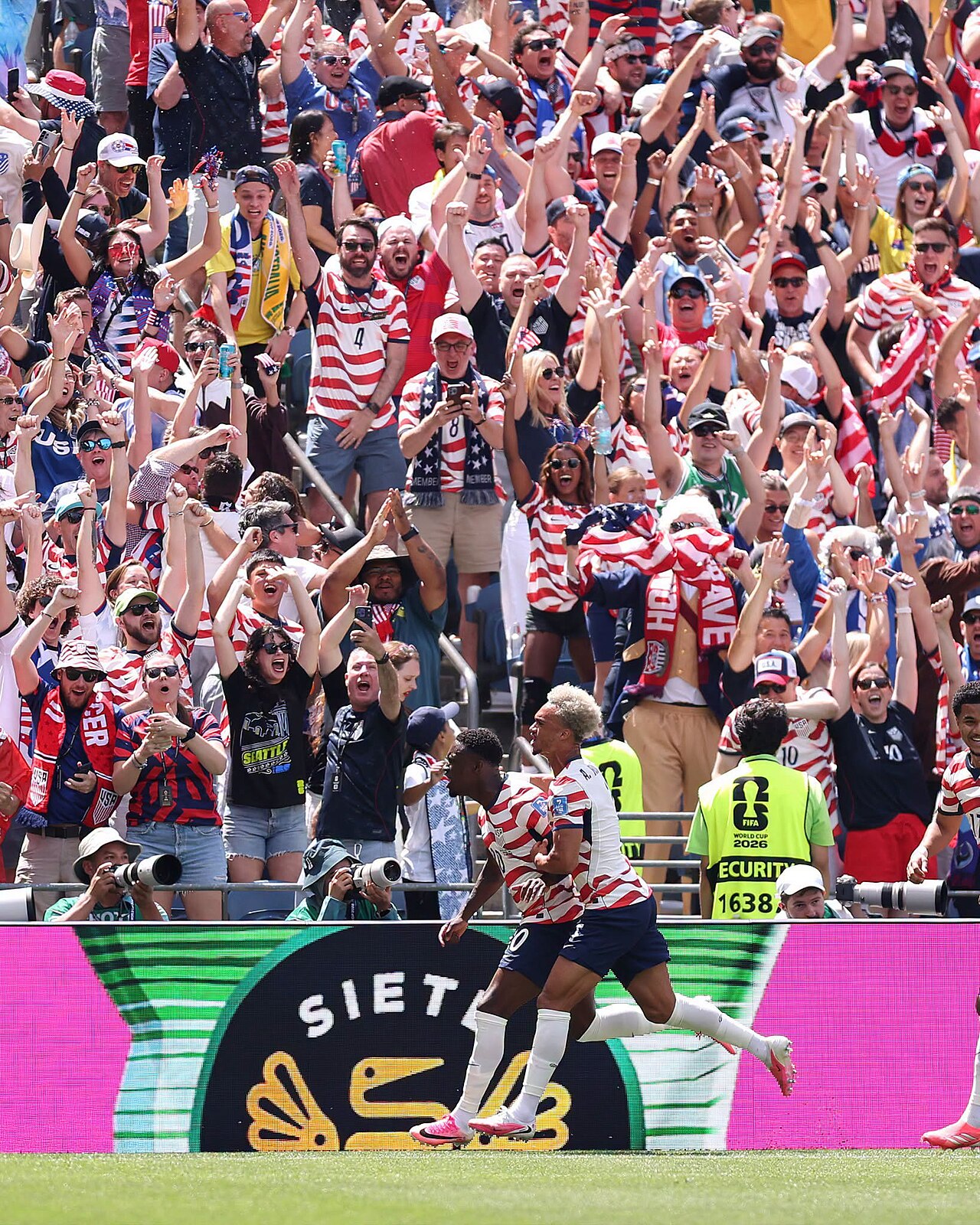 Turkey vs USA prediction – June 26 World Cup 2026 Turkey vs USA prediction June 26 World Cup 2026 - USA players celebrate a goal